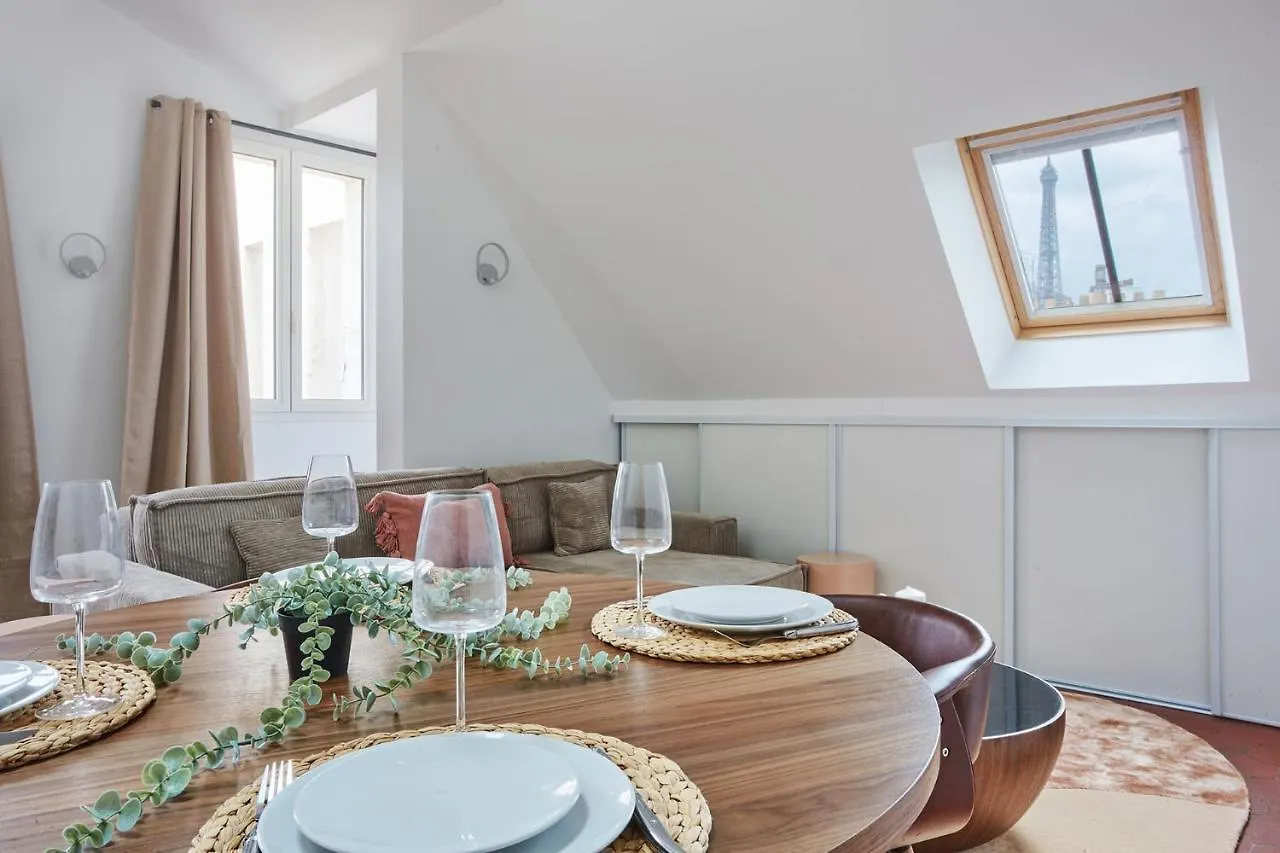 Apartement Montaigne George V By Studio Prestige Paris 0*,  France